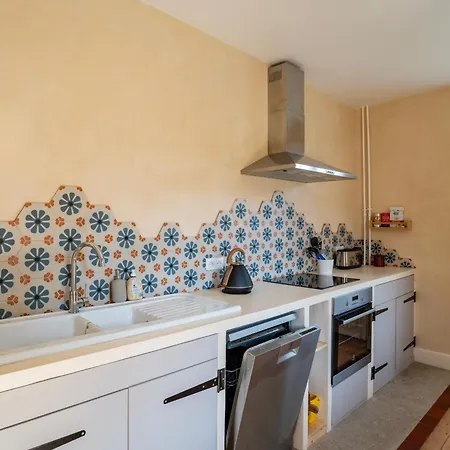 Feriehus Maison Neuve, Grand Jardin, Parking Prive, Ideal Groupe Et Famille