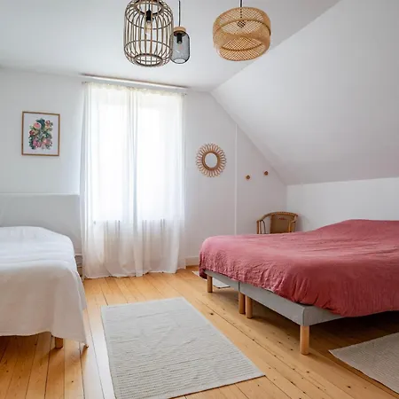 Maison Neuve, Grand Jardin, Parking Prive, Ideal Groupe Et Famille Feriehus *